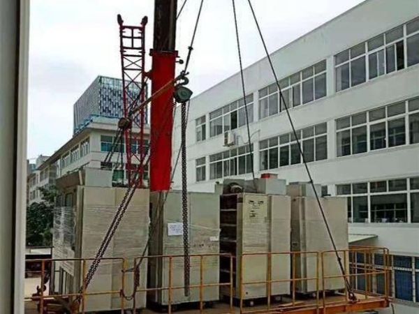 新宁县吊车租赁公司_吊车租赁提醒各位稳定性是大家都需要